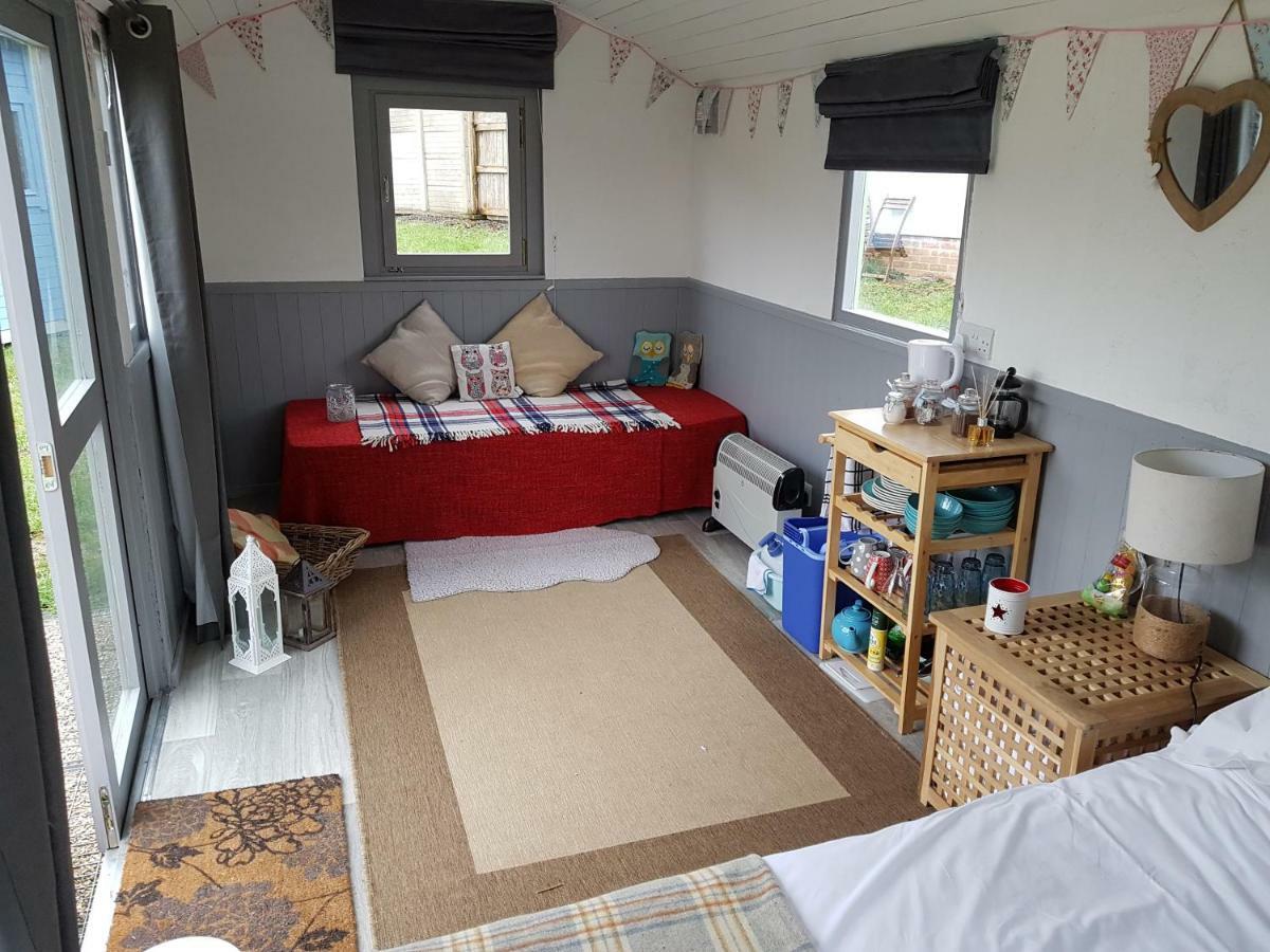 Acorn Camping And Caravan Park คลานท์วิท เมเจอร์ ภายนอก รูปภาพ