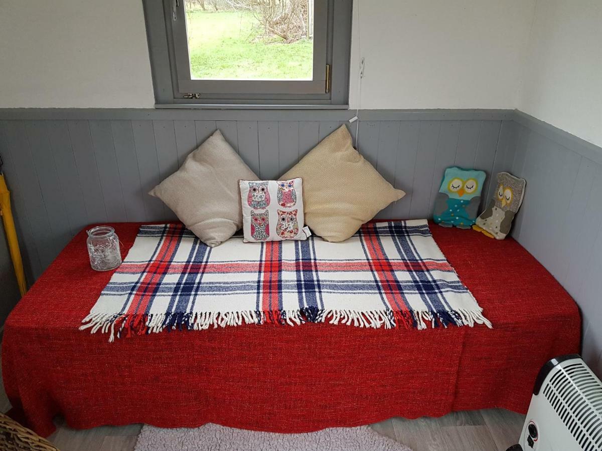 Acorn Camping And Caravan Park คลานท์วิท เมเจอร์ ภายนอก รูปภาพ